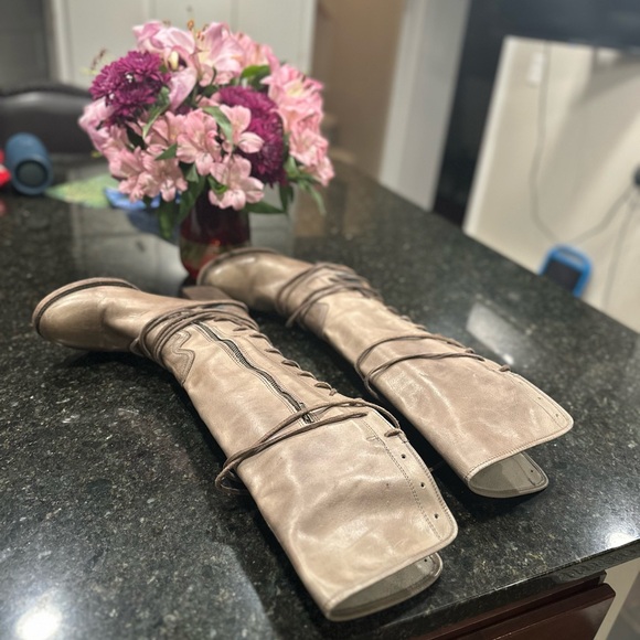 Free bird boots - Picture 4 of 4